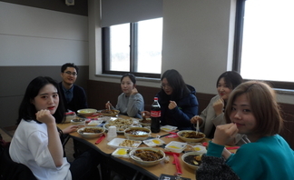 V.I.P 창업동아리 교수님과 점심식사(2017.12.14)